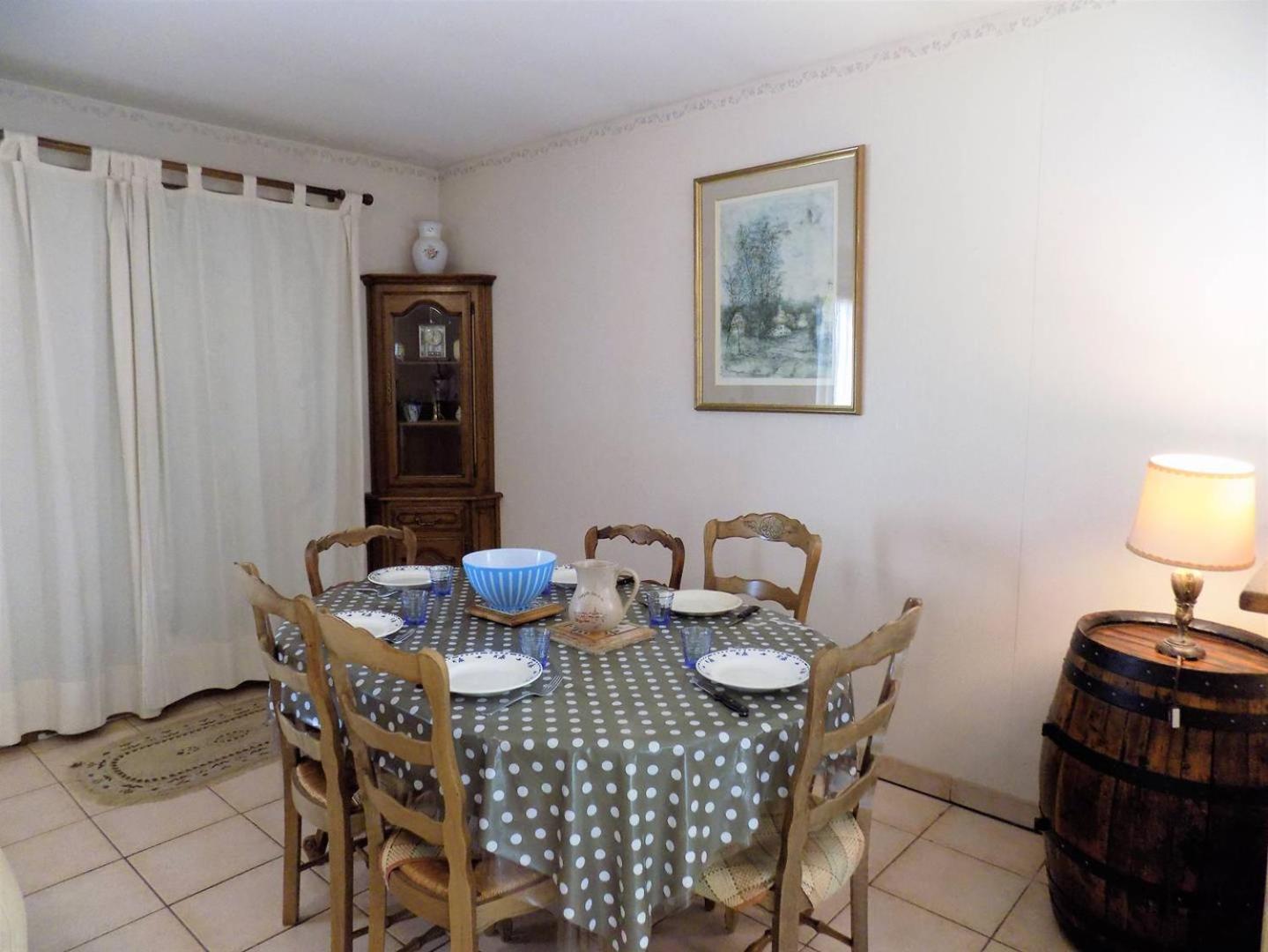 Royan - Maison De Plain-Pied Avec Jardin Clos - Quartier Residentiel Exterior photo